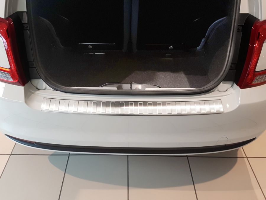 Listwa ochronna zderzaka tył bagażnik Fiat 500 STAL
